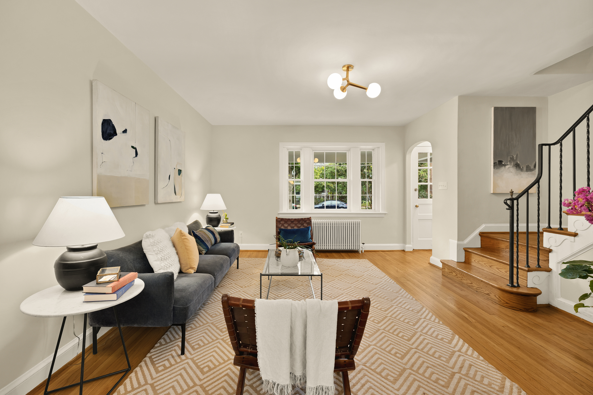 922 Perry Place NE DC  LR